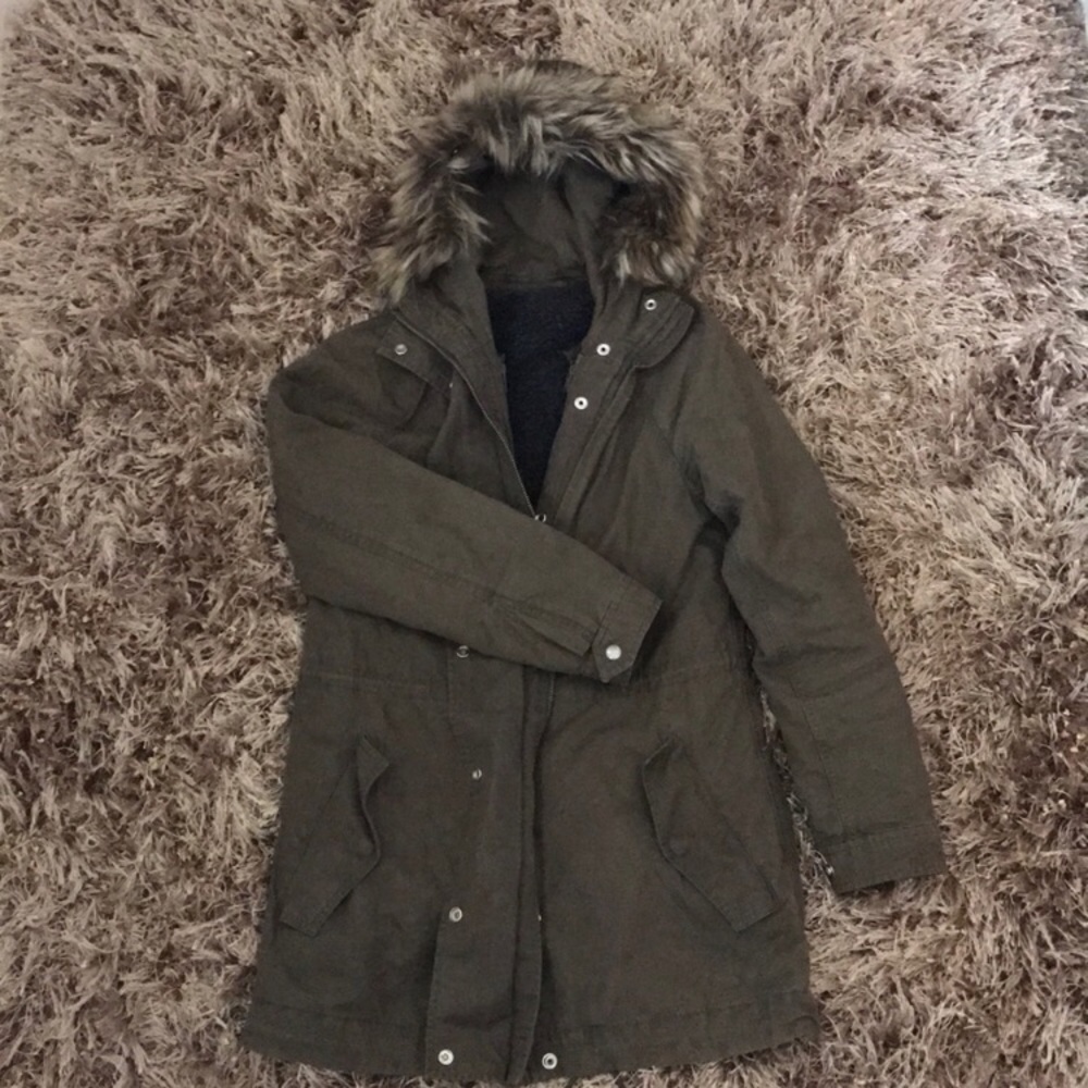 Gap army green twill Sherpa parka
